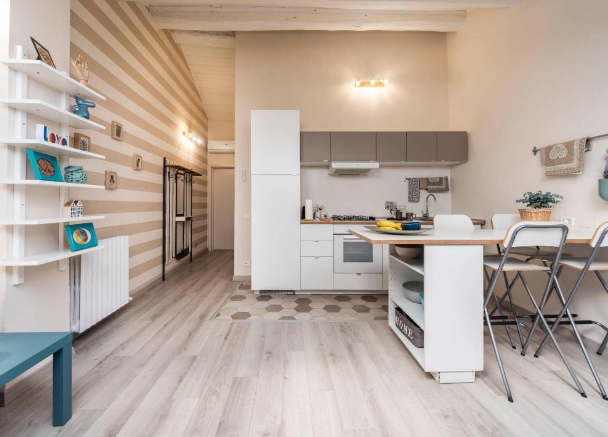 Reggio Center Lovely Apartments Reggio Emilia Exterior photo